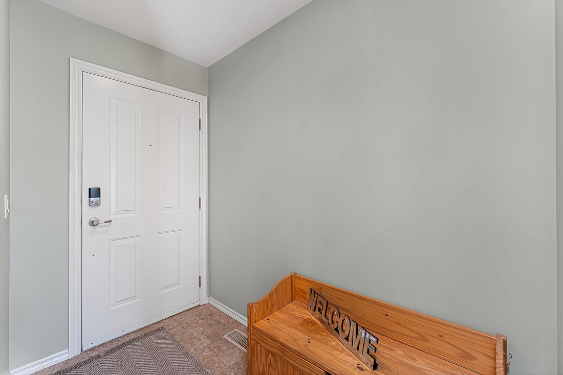 Condo in Kelowna, British Columbia, Canada 5 - 17843215