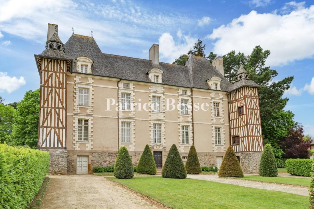 Schloss in Centre, Rennes, Frankreich 1 - 17446590