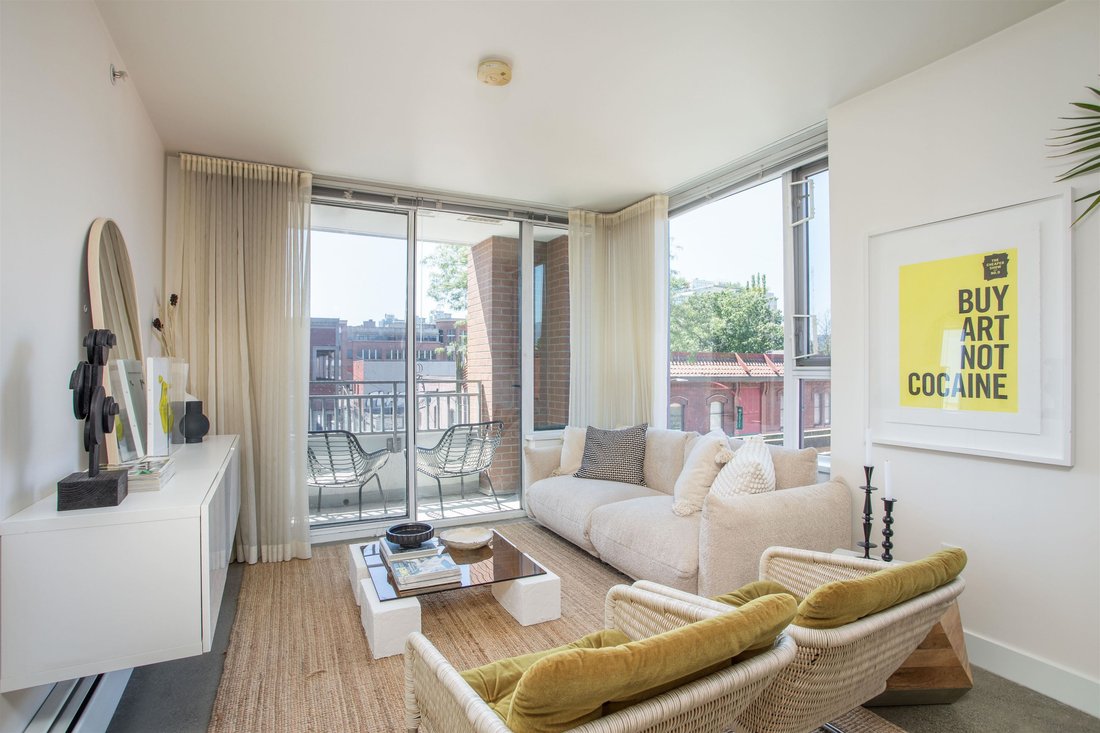 Condo in Vancouver, British Columbia, Canada 1 - 17847687