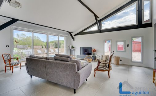 Villa à Mendi-Choko-Karrikatxar-Olhette, Urrugne, France 1