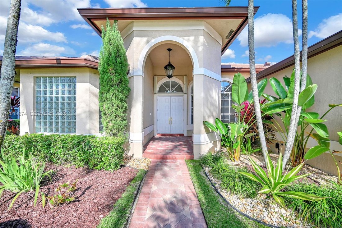 House in Weston, Florida, United States 2 - 17843961