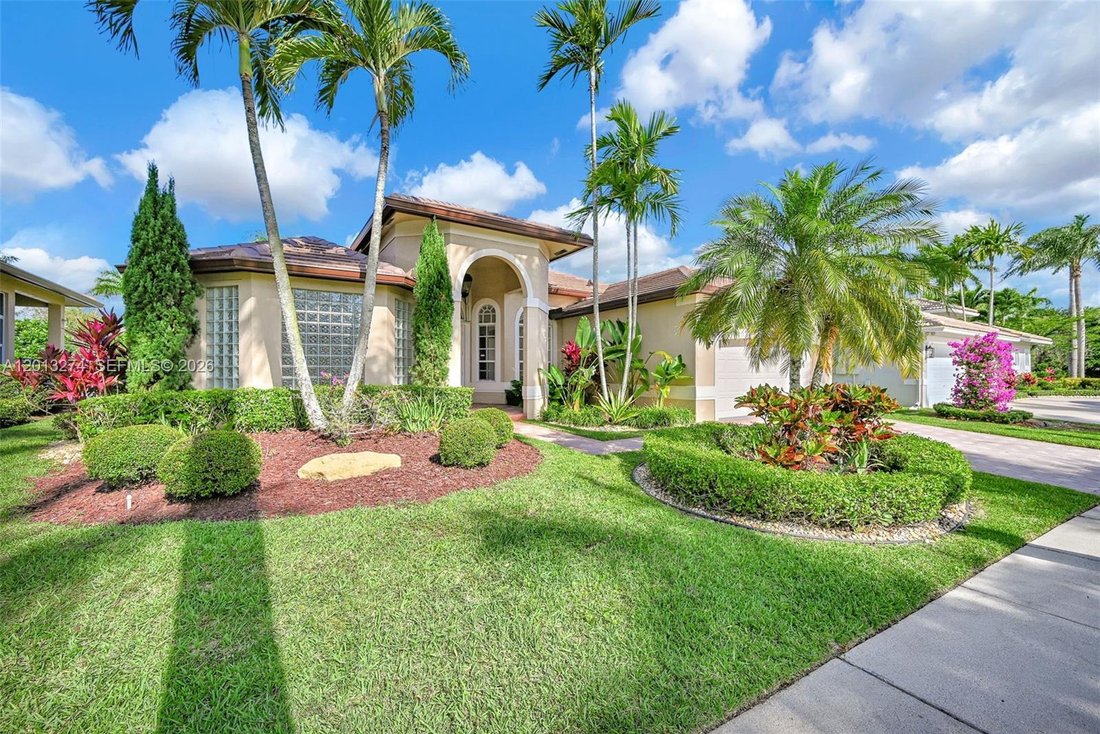 House in Weston, Florida, United States 1 - 17843961