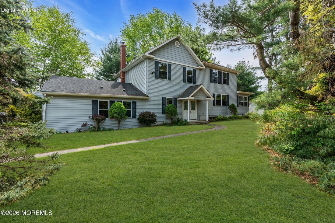House in Manalapan Township, New Jersey, United States 3 - 17844057