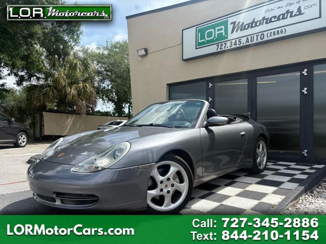 Cabriolet in Pinellas Park, FL, United States 1 - 17848240
