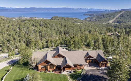 Tenuta a Somers, Montana, Stati Uniti 1
