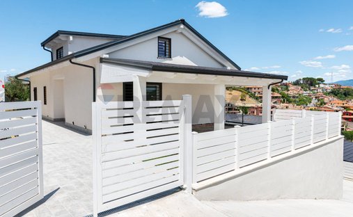 Apartamento en San Luigi, Monterotondo, Lacio 1