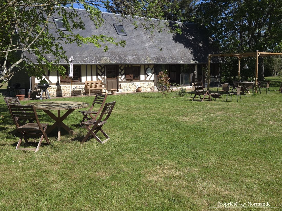 House in Saint-Leger-de-Rotes, Normandy, France 3 - 17848972