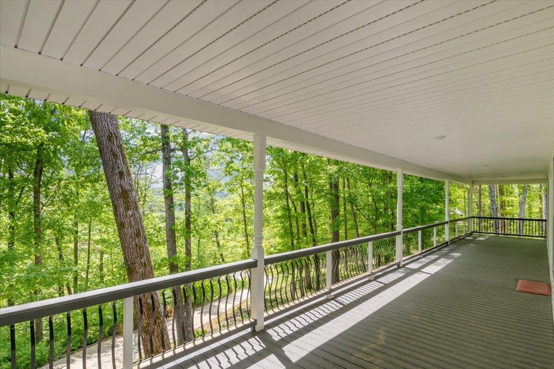 House in Waverly, Tennessee, United States 4 - 17846611