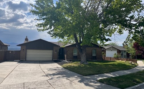 House in Sandy, Utah, United States 1