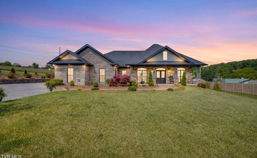 House in Piney Flats, Tennessee, United States 1