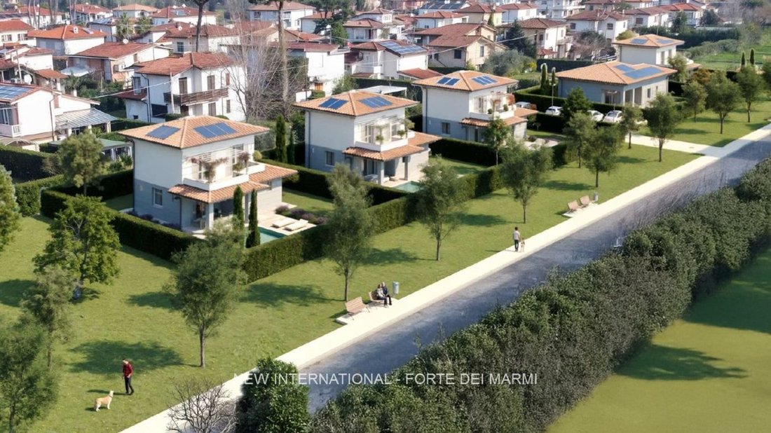 Villa in Tonfano, Pietrasanta, Italy 2 - 17847626