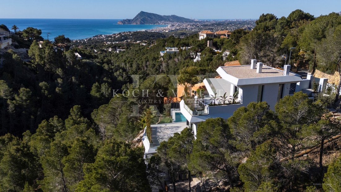 Villa in Altea, Valencian Community, Spain 2 - 17847970