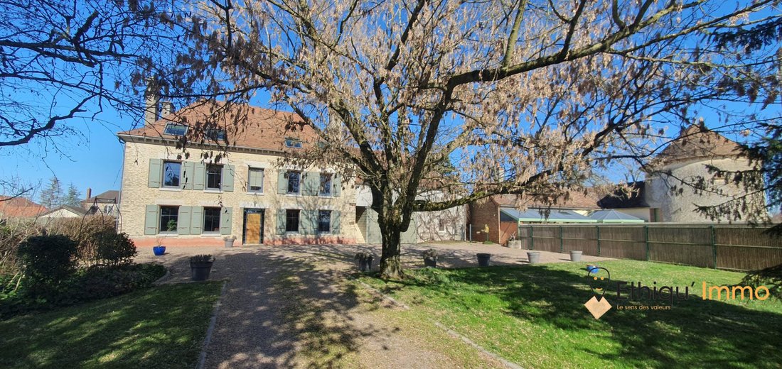 House in La Villeneuve-au-Chene, Grand Est, France 1 - 17815499