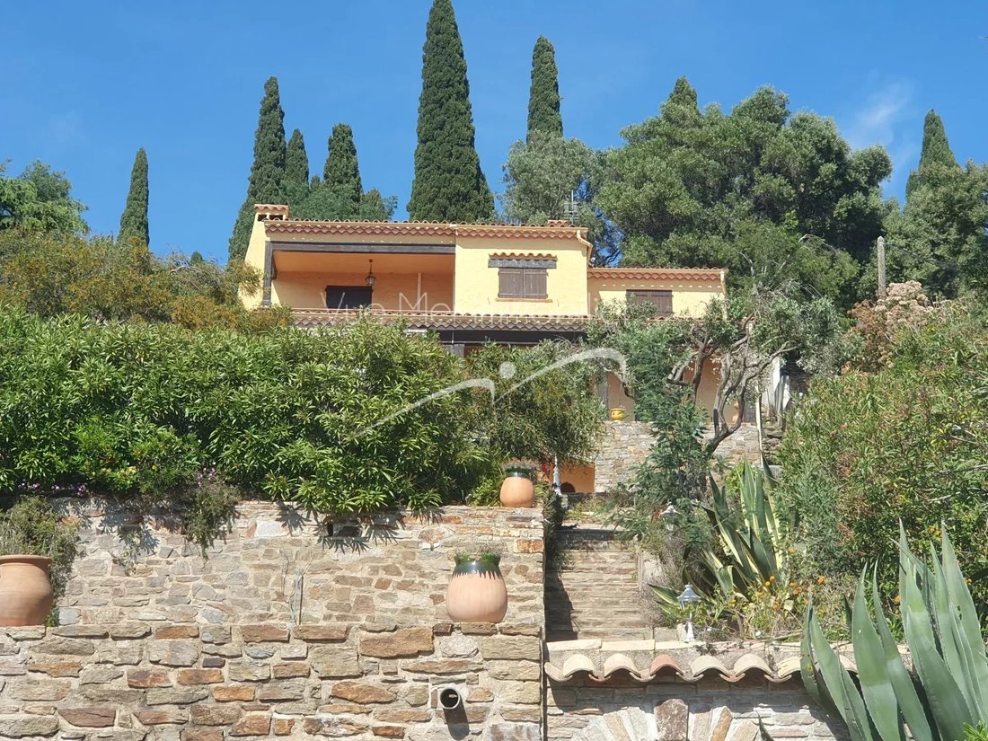 Villa in French Riviera, Provence-Alpes-Côte d'Azur, France 2 - 17844253
