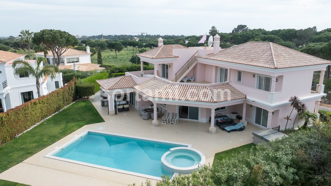 House in Vilamoura, Quarteira, Algarve 1 - 17847566