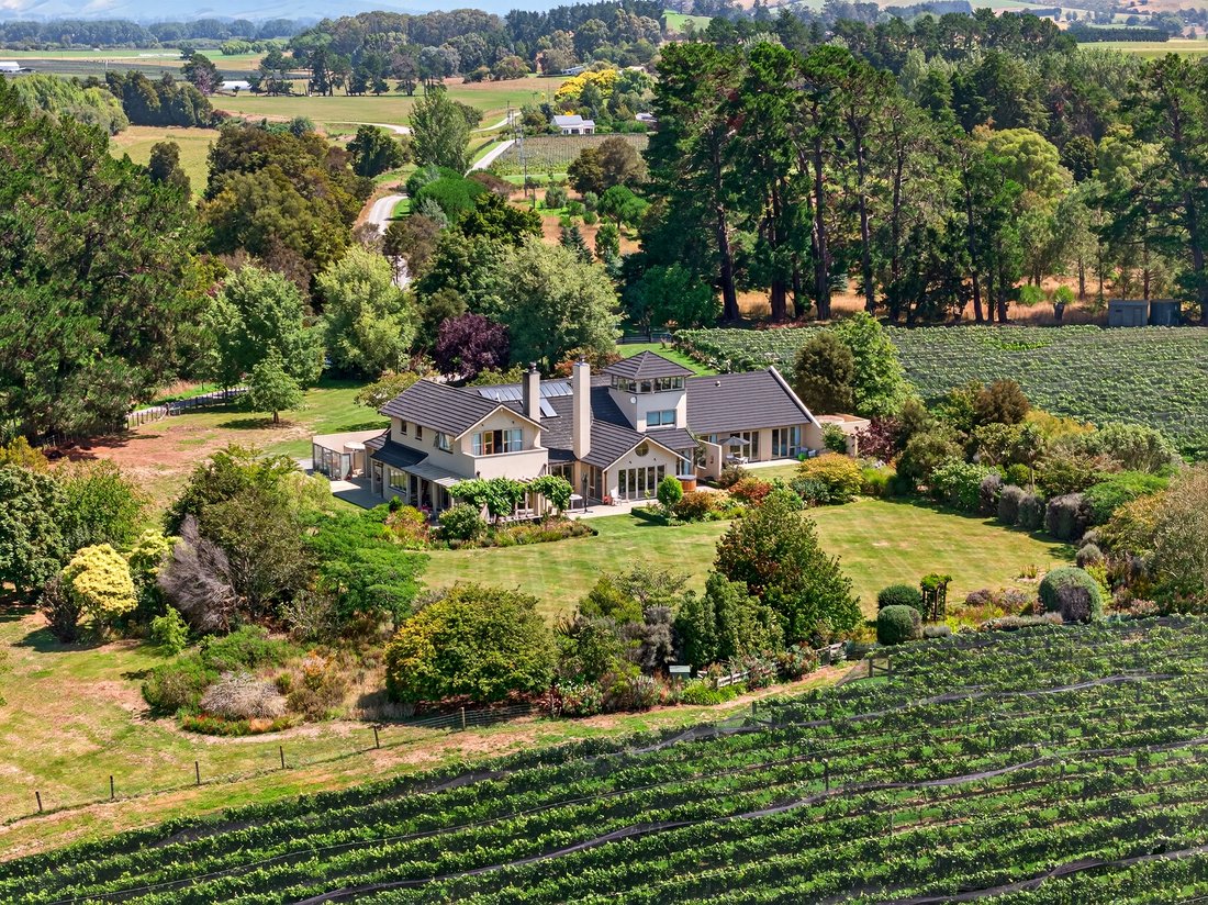 East Taratahi, Wellington, New Zealand 1 - 17847824