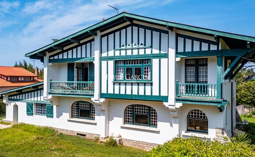 Villa in Anglet, Nouvelle-Aquitaine, France 1