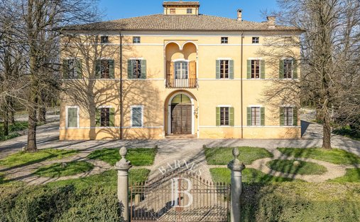 Villa in Poviglio, Emilia-Romagna, Italy 1