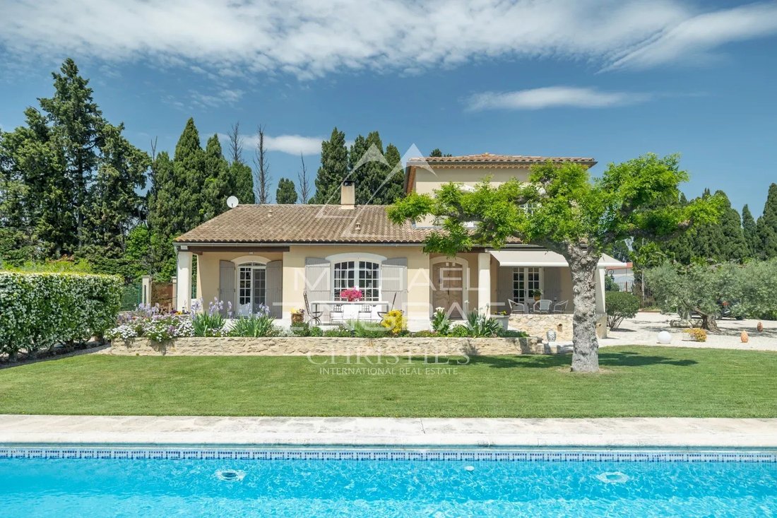 House in Graveson, Provence-Alpes-Côte d'Azur, France 1 - 17844963