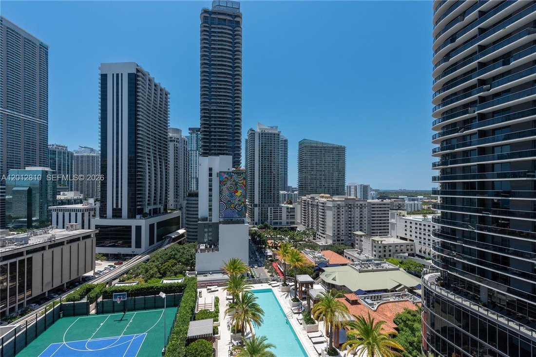 Condo in Miami, Florida, United States 3 - 17846370