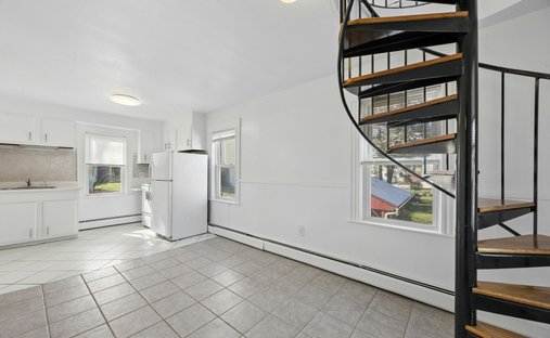Apartment in Lexington, Massachusetts, United States 1