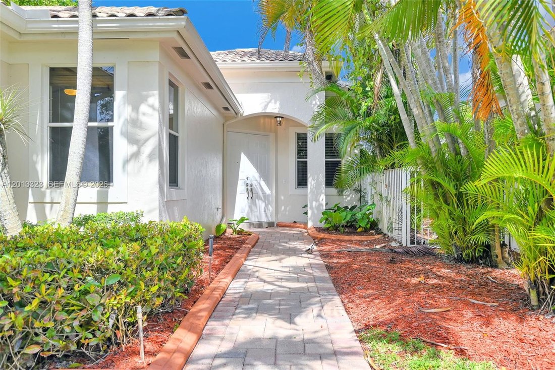 House in Weston, Florida, United States 4 - 17843952