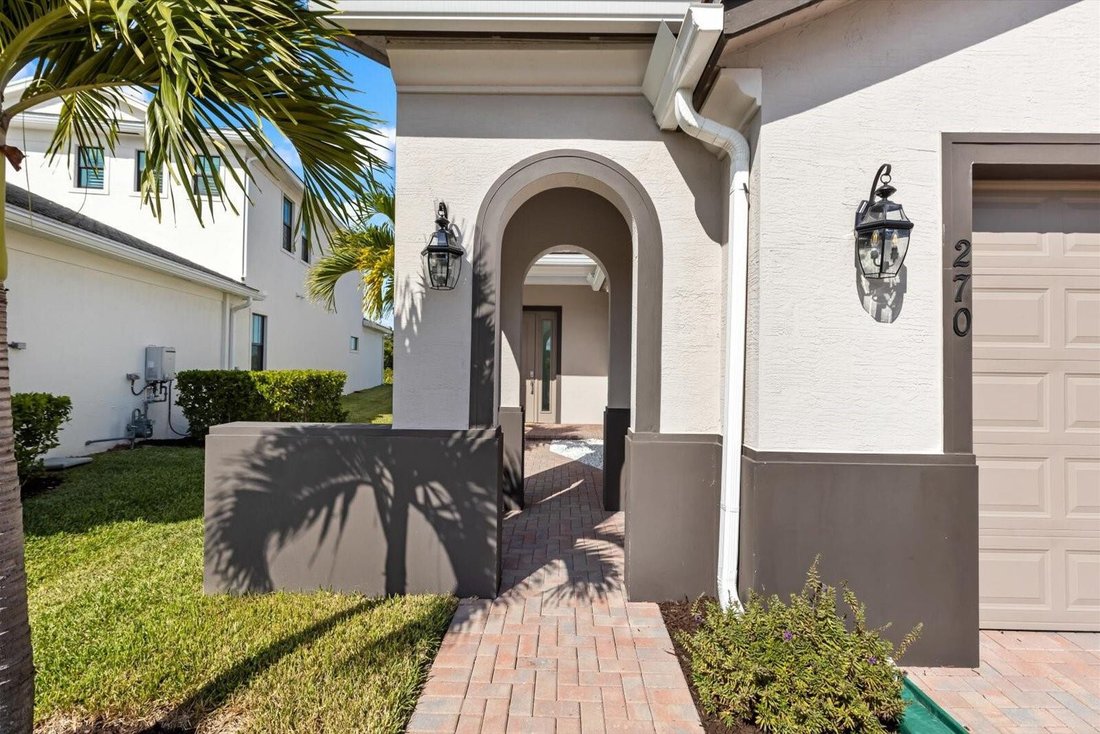House in Port St. Lucie, Florida, United States 3 - 17847156