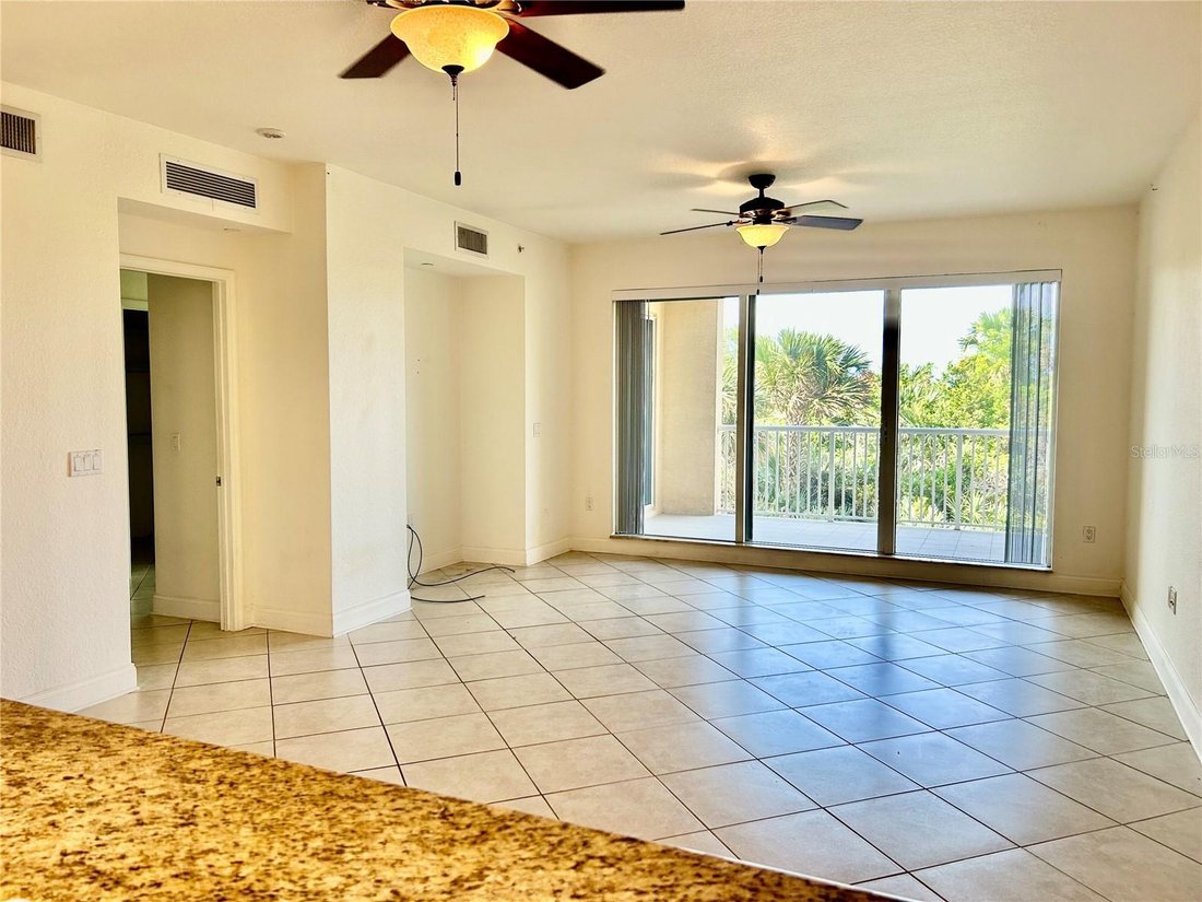 Condo in New Smyrna Beach, Florida, United States 5 - 17604647