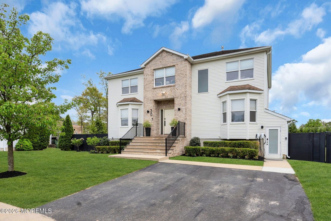 House in Lakewood Township, New Jersey, United States 2 - 17846791