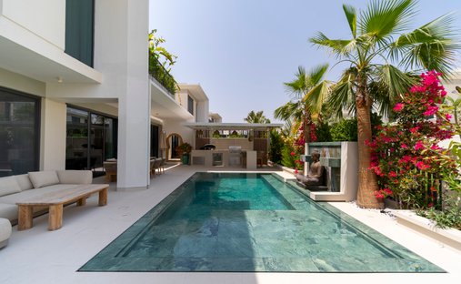 Villa in Dubai, Dubai, United Arab Emirates 1