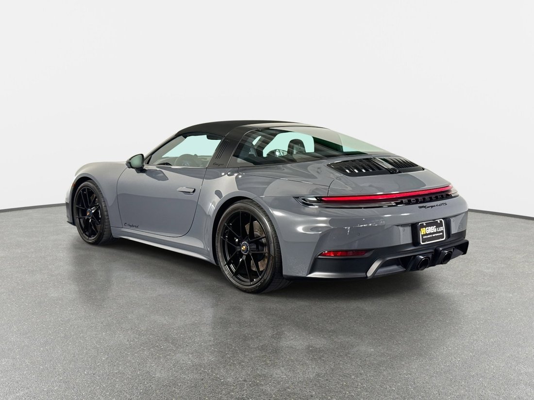 Coupe in Pompano Beach, FL, United States 5 - 17365838
