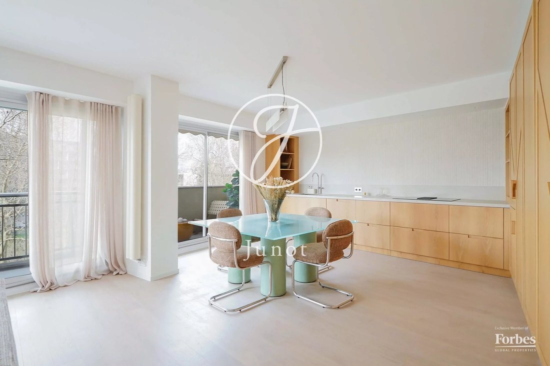 Apartment in Ecole Militaire, Paris 7e Arrondissement, Paris 5 - 17518135