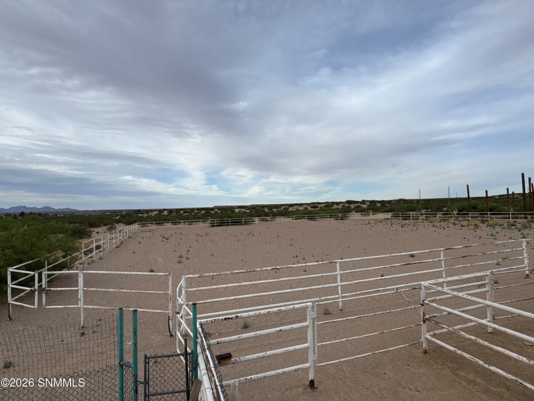Land in Anthony, New Mexico, United States 4 - 17845534
