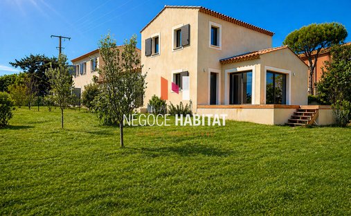 Villa in Vic-la-Gardiole, Occitania, France 1