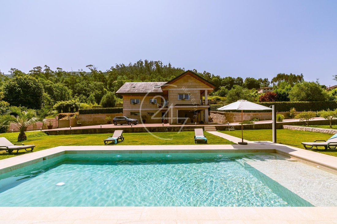 Villa in Mondariz (District), Mondariz, Spain 1 - 17843610