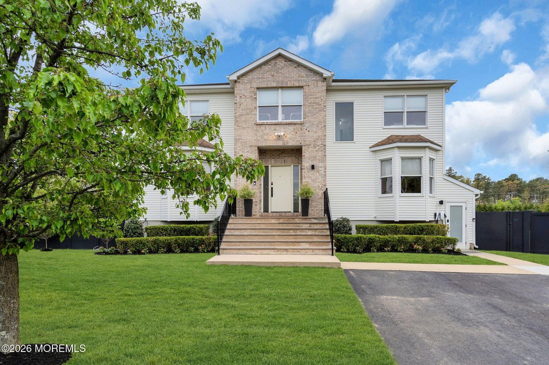 House in Lakewood Township, New Jersey, United States 1 - 17846791