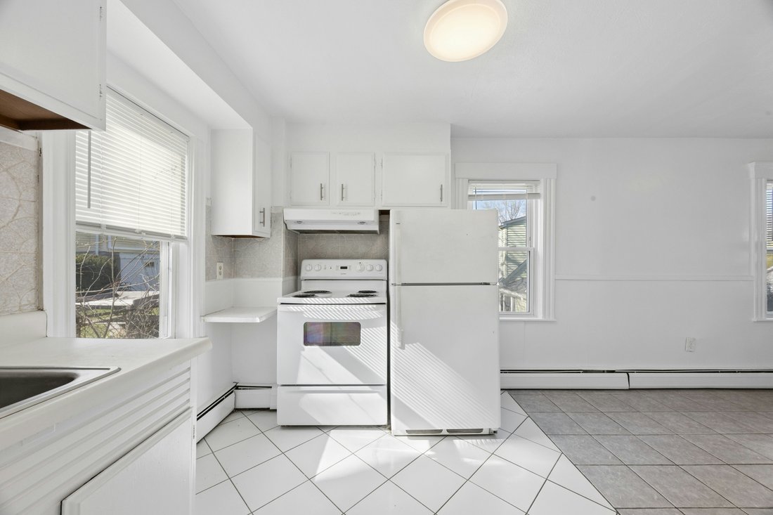 Apartment in Lexington, Massachusetts, United States 5 - 17848772