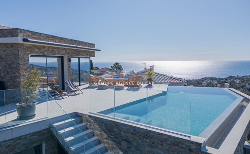 Villa in Les Issambres, Roquebrune-sur-Argens, France 1