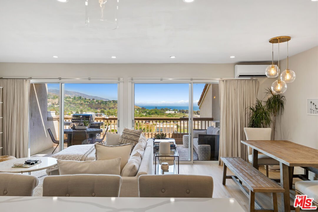 Condo in Malibu, California, United States 4 - 17360277