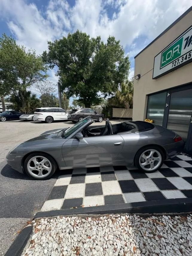 Cabriolet in Pinellas Park, FL, United States 5 - 17848240
