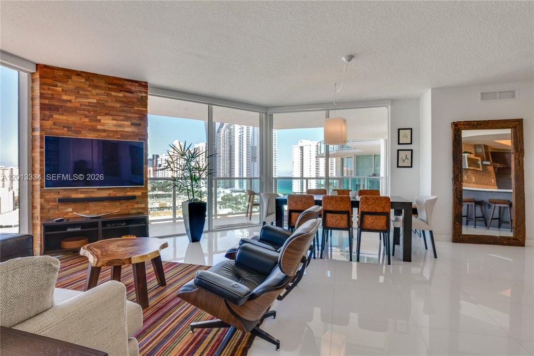 Condo in Sunny Isles Beach, Florida, United States 3 - 17846381