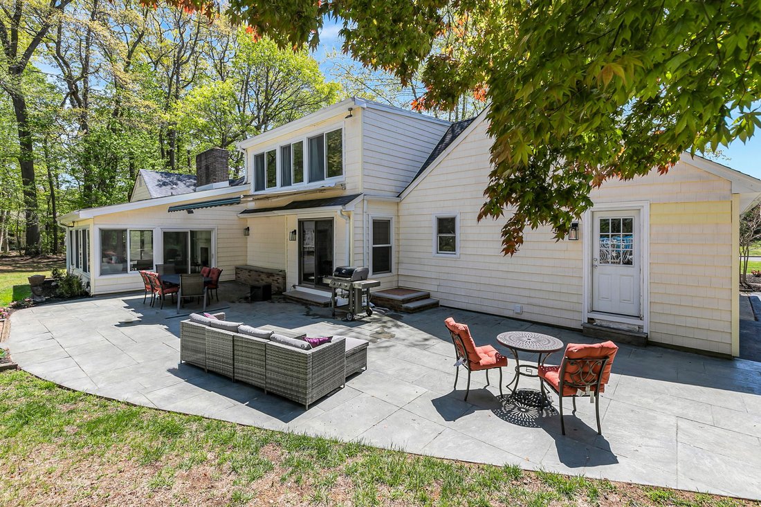 House in Colts Neck, New Jersey, United States 2 - 17845400
