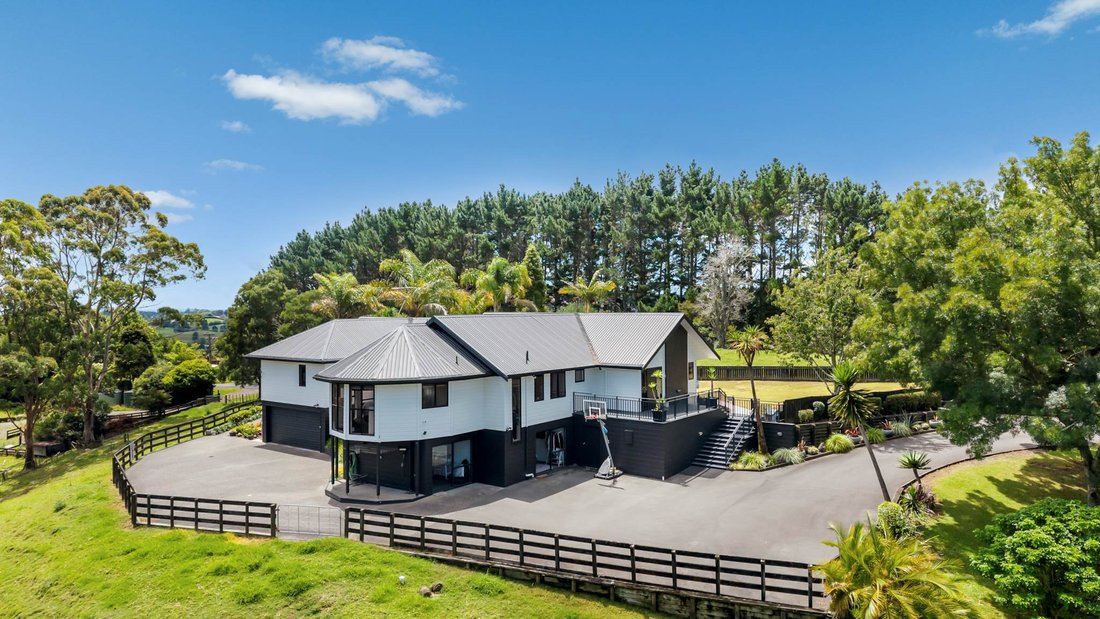 House in Brookby, Auckland, New Zealand 4 - 17024310