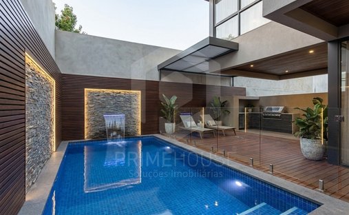 House in Fernao Ferro, Setubal, Portugal 1