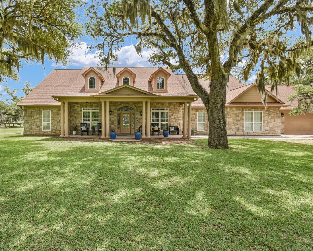 House in Angleton, Texas, United States 1 - 17846579
