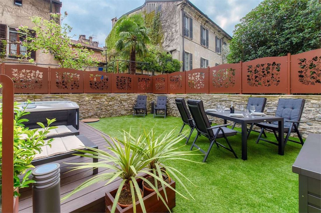 Apartment in Historic Center, Como, Lombardy 2 - 17846563