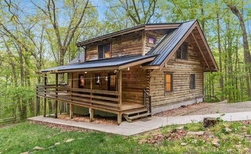 House in South Bloomingville, Ohio, United States 1