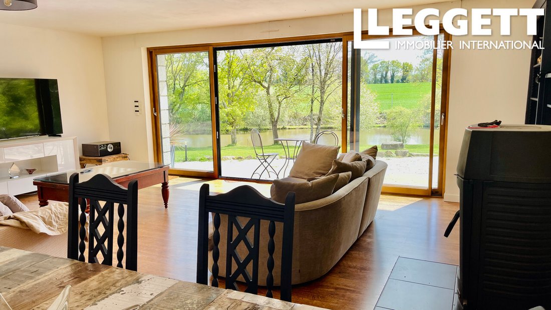 House in Hambers, Pays de la Loire, France 4 - 15661093