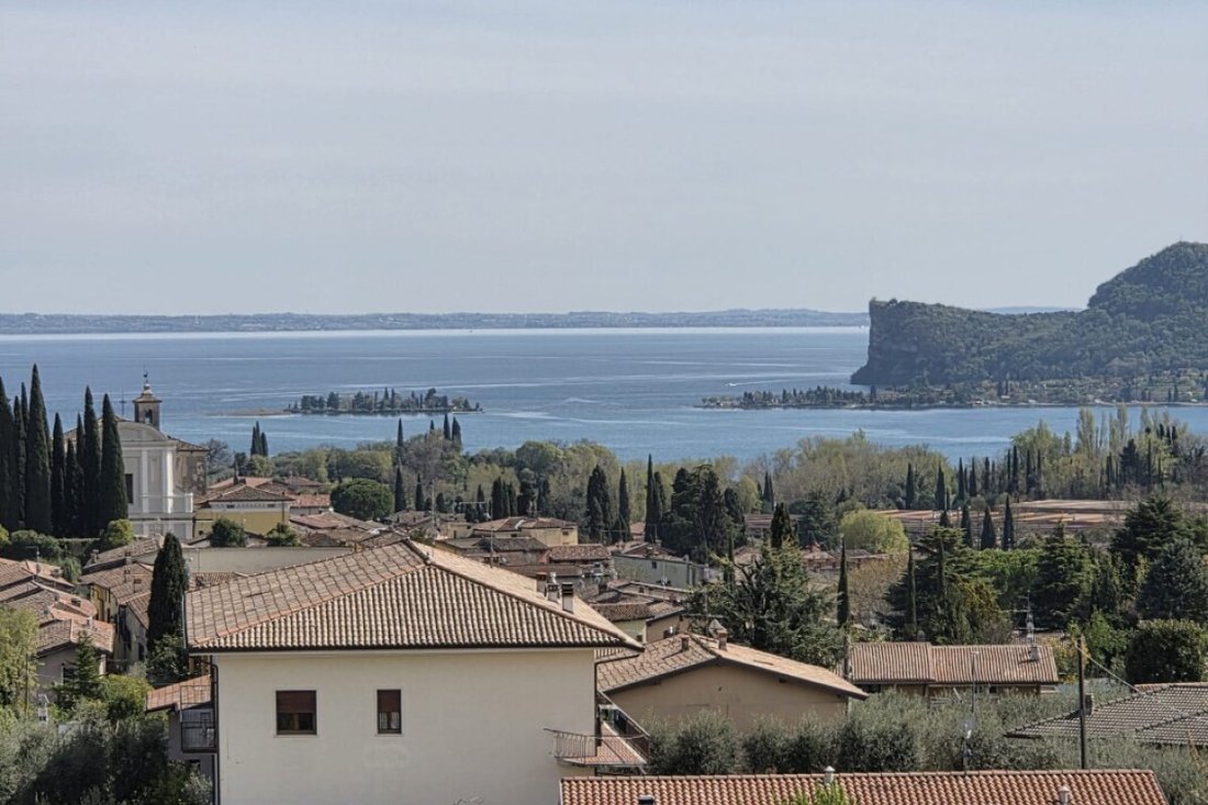 Villa in San Felice del Benaco, Lombardy, Italy 2 - 17843866