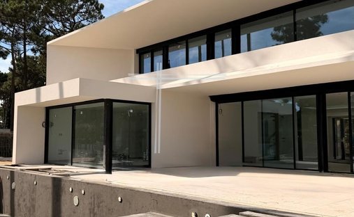 House in Herdade Da Aroeira, Charneca de Caparica e Sobreda, Setubal 1